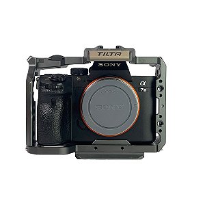 Câmera Sony Alpha A7III Seminova Acessórios Com Cage Tilta
