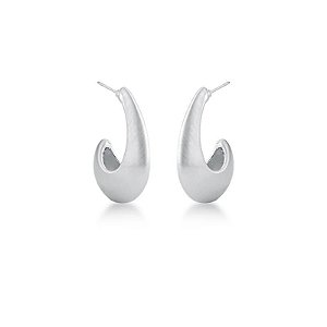 Brinco meia argola anzol em ródio acetinado