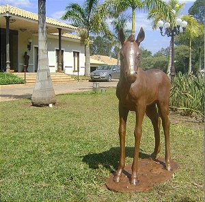 Escultura Potro
