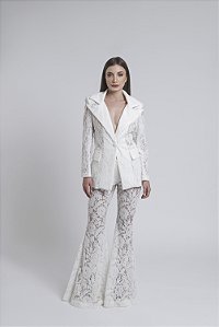 Calça flare em renda francesa Venus
