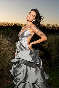 VESTIDO BORBOLETA PÉTALAS