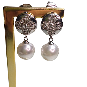 BRINCO ZIRCONIA E PEROLA BANHADO RÓDIO BRANCO