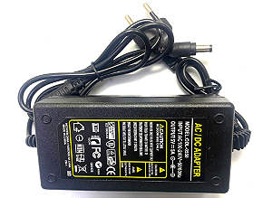 Fonte de Alimentacao 5vdc 5a -  plug p4 bivolt 110-240vac