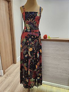 Conjunto saia longa plissada com cropped Tucano 🤍