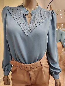 Blusa manga longa azul renda laise 🩵
