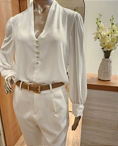 Blusa crepe manga longa em renda off-white 🤍