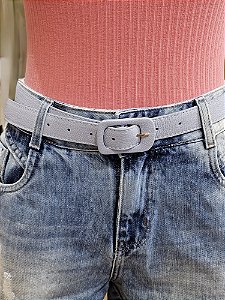 Cinto couro azul claro fivela retangular