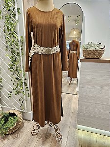 Vestido longo malha canelada marrom