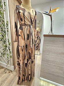 Vestido longo tule estampado terroso