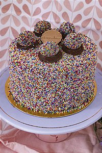 Bolo de Dragê
