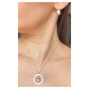 Conjunto Colar e Brincos Encanto Perolado Folheado a Ouro