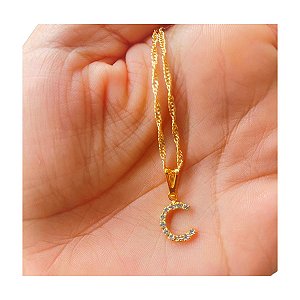Colar Letras com Strass Folheado a Ouro