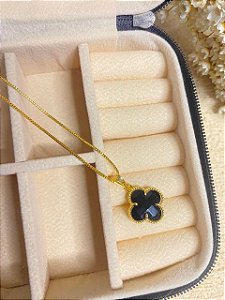 Colar Trevo de Cristal Negro Folheado a Ouro