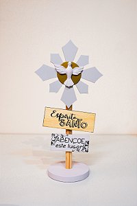 Enfeite de mesa com plaquinha Espírito Santo