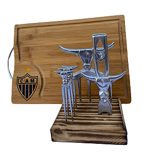 Kit Tabua Madeira de Churrasco de Time Atlético Mineiro Galo com Garra 5 Dentes