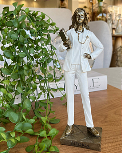 Estatueta médica