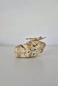 água que corre entre pedras | obra única | meu avesso é (in)visível
