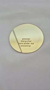 precisei mergulhar para poder me encontrar | espelho sem moldura