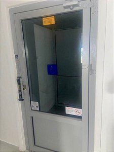PLATAFORMA HIDRÁULICA COM CABINE