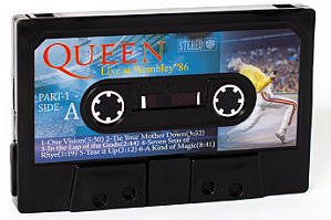 Carteira K7 – Queen (Live At Wembley)