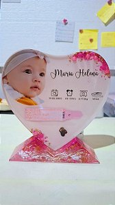 QUADRO DE RECEM NASCIDO  EM  RESINA