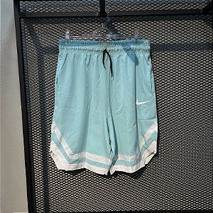 BERMUDA ESPORTIVA NIKE - AZUL CIANO