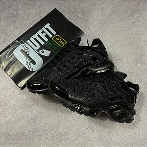 NIKE AIR MAX TN PLUS - TRIPLE BLACK