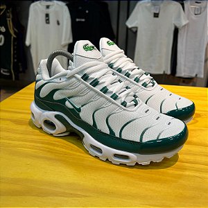 AIR MAX PLUS NIKE TN COLLAB LACOSTE