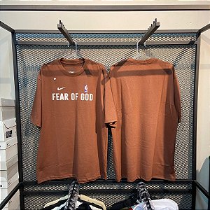 CAMISETA OVERSIZED NIKE FEAR OF GOD