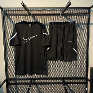KIT MOLETOM NIKE SPORTSWEAR SWOOSH