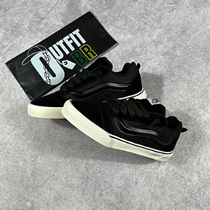 TÊNIS VNS "KNU SKOOL BLACK & OFF-WHITE "