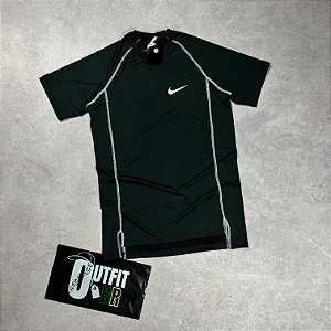 CAMISETA DE COMPRESSÃO NIKE PRO DRI- FIT
