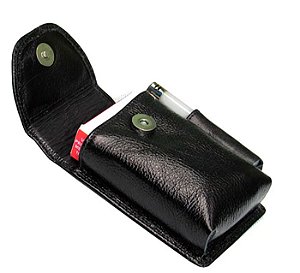 Carteira Para Cigarro Com Botão de Imã Em Couro Legítimo Foxter Ref. 101