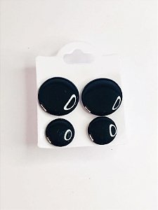BRINCO BOLINHA 2 EM 1 ¨RESINA PRETA¨