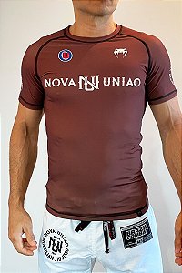 Rashguard NU Collab Venum | Curta | Marrom