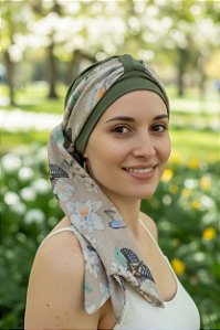 Turbante Aatma Verde Liso UV 50+ com Lenço Borboleta Encanto