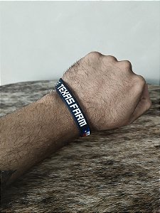 Pulseira Country Texas Farm Silicone Bandeira Preto Branco