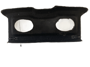 Tampão Bagagito Porta Malas FORD FIESTA 2002-2019 (Detalhe)