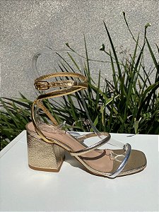 SANDALIA CHAMPAGNE/OURO/PRATA VIRA VOLTA