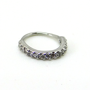 Argola Click com Pedras Brancas