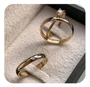 Par de Alianças boleada c/ cristal 4mm+Solitario💍