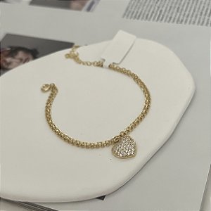 Pulseira dupla com pingente de coração cravejado
