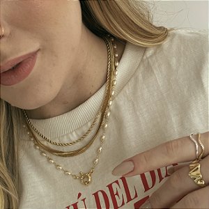 Colar Pérolas com Fecho Boia