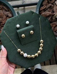 Conjunto esferas e perola banho ouro 18k