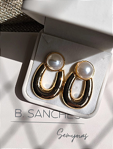 Brinco de perola banhado a ouro 18k