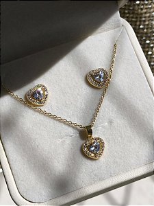 Conjunto coração cravejado banho ouro 18k