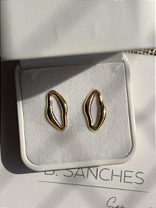Brinco organico banho ouro 18k