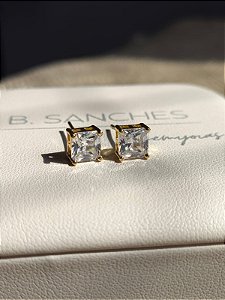 Brinco ponto de luz quadrado cravejado com zirconia banhado a ouro 18k