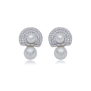 Brinco de base de perola cravejado de zirconia cristal banho em rodio branco