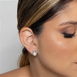 Brinco de base com perola banho em rodio branco